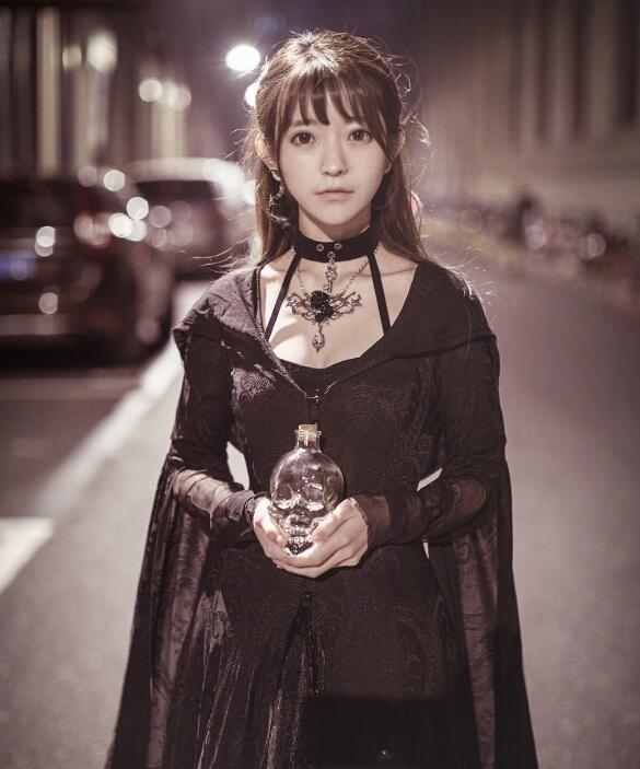 6969而今天yurisa首播后贴吧也自然是讨论开来,而