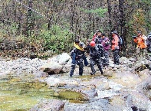 驴友探险遇险救援费用谁来承担_人民说法丨“驴友”逃票遇险?救援费用谁埋单？