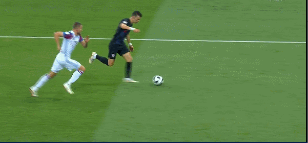 世界杯-克罗地亚2-1冰岛小组头名晋级